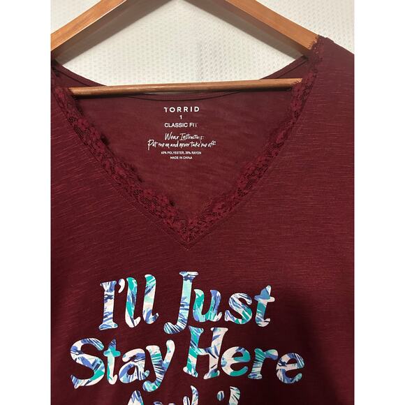 Torrid Burgundy Lace V Neck "I'll Just Stay Here Awhile" Short Sleeve Tee 1X - Picture 2 of 8